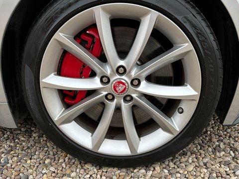 Jaguar F-Type 3.0 V6 S 25