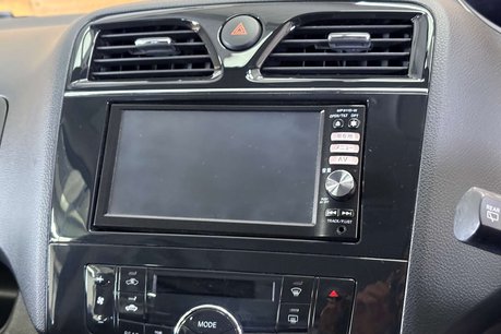 Nissan Serena 33