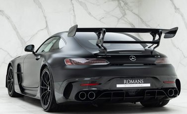 Mercedes-Benz Amg GT Black Series 4