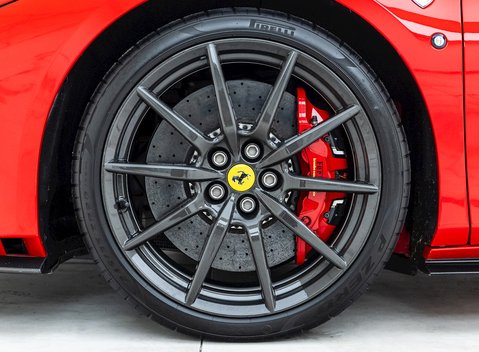 Ferrari F8 Tributo Spider 11