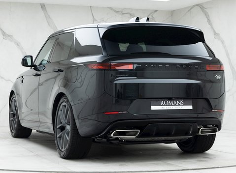 Land Rover Range Rover Sport P440e Dynamic SE 3