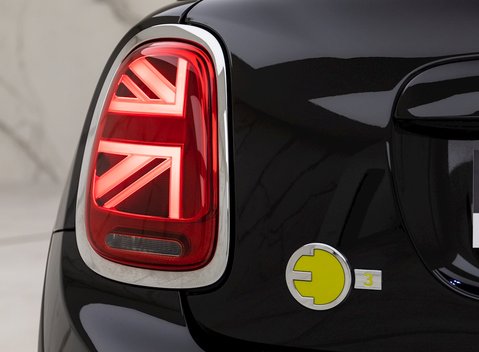 Mini Hatch Electric Level 3 26