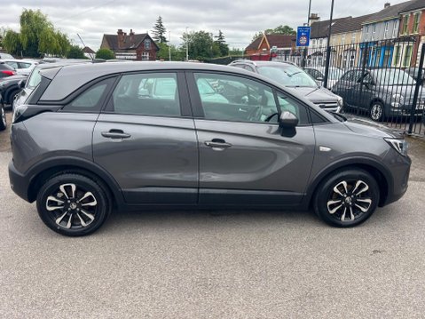 Vauxhall Crossland 1.2 SE Euro 6 (s/s) 5dr 7