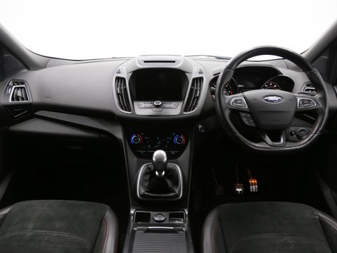 Ford Kuga 1.5 TDCi ST-Line Euro 6 (s/s) 5dr 9