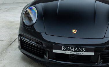Porsche 911 Turbo S (992) 31