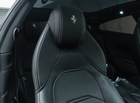 Ferrari GTC4 Lusso T 16