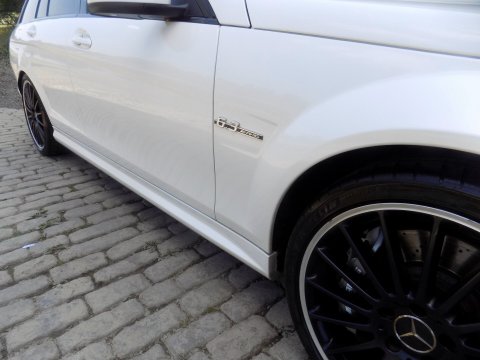 Mercedes-Benz C Class 6.3 C63 V8 AMG Edition (457bhp) 38