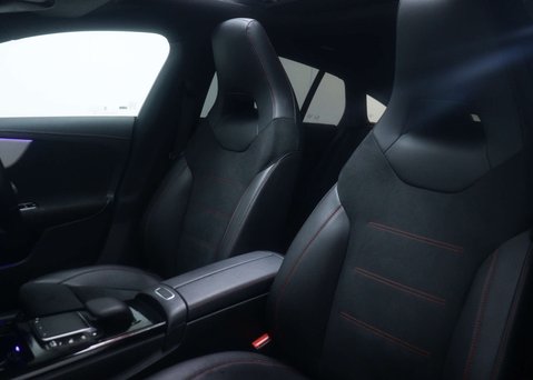 Mercedes-Benz CLA Class 1.3 CLA 180 AMG Line Premium Plus Night Edition A 5dr 51