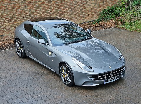 Ferrari FF 12