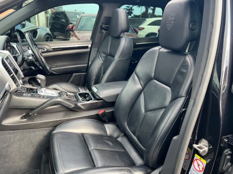 Porsche Cayenne DIESEL 4.2 V8 S TIPTRONIC S 21