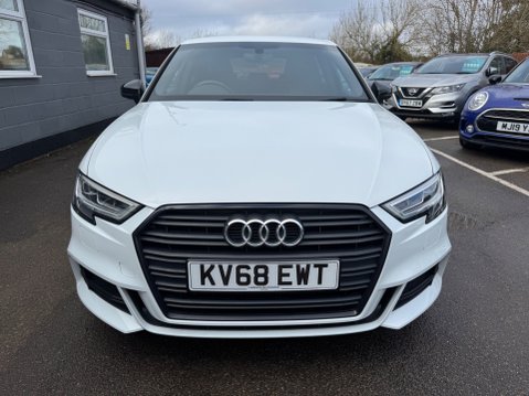 Audi A3 S LINE TFSI BLACK EDITION 3