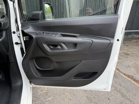 Citroen Berlingo 950 ENTERPRISE XL BLUEHDI 18