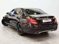 Mercedes-Benz E Class 2.0 E220d AMG Line Saloon 4dr Diesel G-Tronic+ Euro 6 (s/s) (194 ps) 17