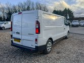 Renault Trafic LWB L2H1 Low Roof Advance Ll30 Air Cruise SELECT 6