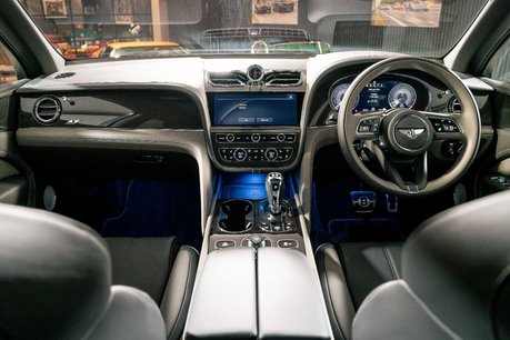 Bentley Bentayga V8 S. NOW SOLD. SIMILAR REQUIRED. PLEASE CALL 01903 254800. 20