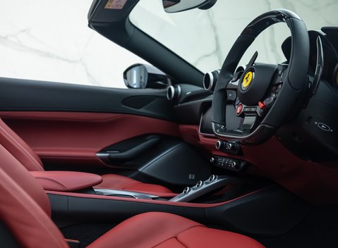 Ferrari Portofino 16