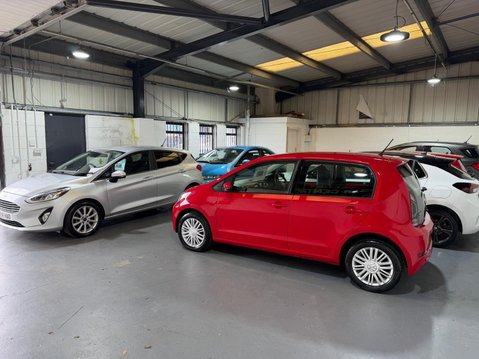 Volkswagen Up 1.0 Move up! Euro 6 (s/s) 5dr 11