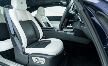 Rolls-Royce Wraith Black Badge 14
