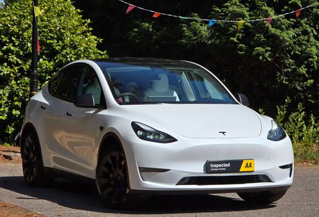 Tesla Model Y ModeL Y Long Range AWD 4WD 5dr