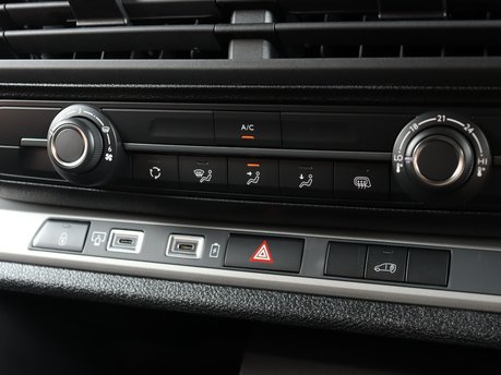 Peugeot Expert Expert 100kW 75kWh Professional Van Auto 25