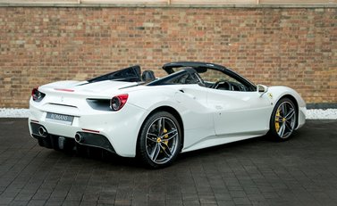 Ferrari 488 Spider 7