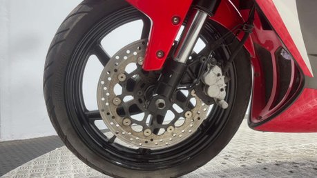 Hyosung GT GTR 2016 13K RUNNING PROJECT BIKE VTWIN 15BHP SPORTS 30