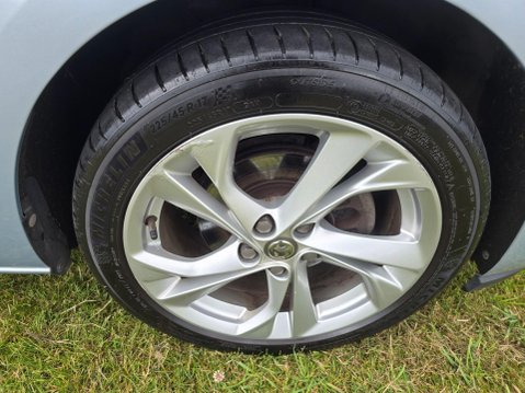 Vauxhall Astra 1.4i Turbo SRi Euro 6 5dr 32