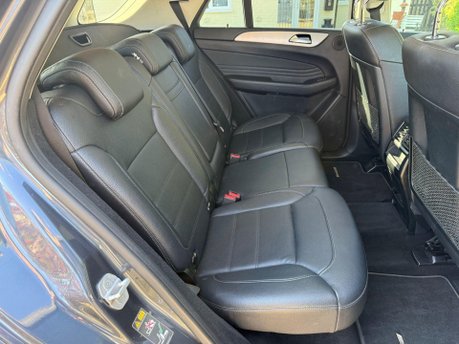 Mercedes-Benz GLE 3.0 GLE350d V6 AMG Line (Premium) G-Tronic 4MATIC Euro 6 (s/s) 5dr 28
