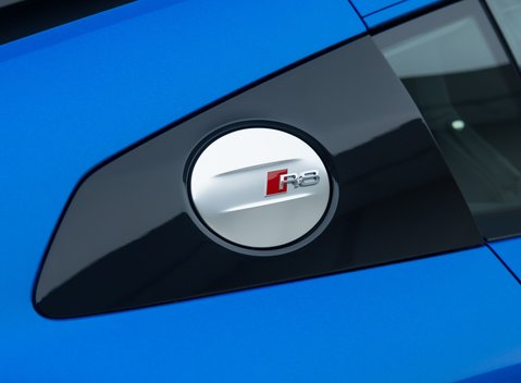 Audi R8 V10 PLUS 32