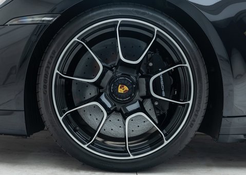 Porsche 911 Turbo S CABRIOLET (992)