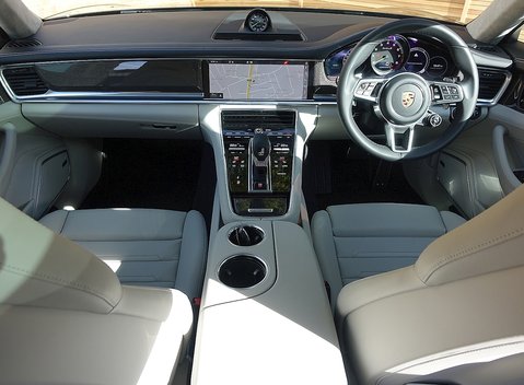 Porsche Panamera Turbo S E-Hybrid 21
