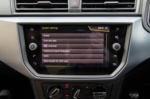 SEAT Arona TSI SE TECHNOLOGY 30