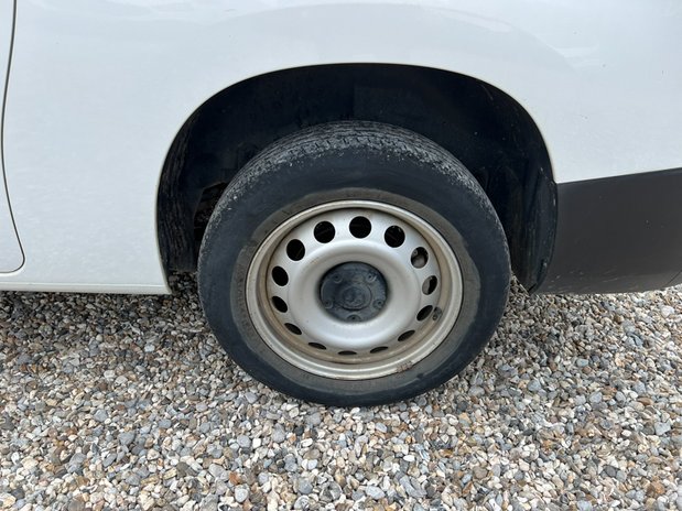 Vauxhall Combo LWB L2H1 Low Roof Air Con EURO 6 NO VAT 16