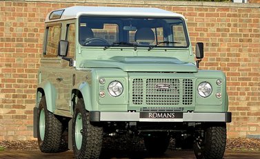 Land Rover 90 Heritage 1