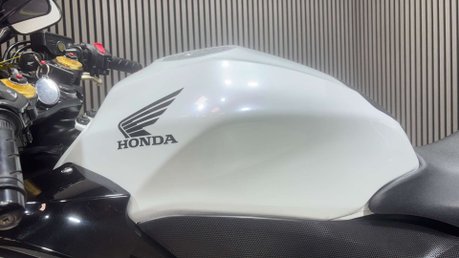 Honda CBR 2014 35K LONG MOT 600CC SPORTS BIKE SERVICED WARRANTY 41