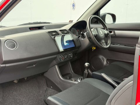 Suzuki Swift 1.3 Swift GL 3dr 15