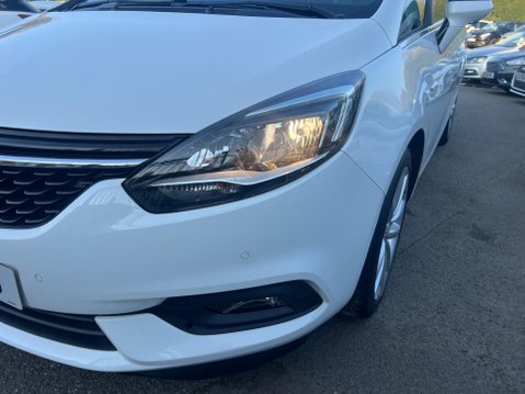 Vauxhall Zafira 2.0 CDTi Elite Nav Auto Euro 6 5dr 11