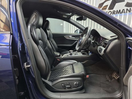 Audi S4 3.0 TFSI V6 Saloon 4dr Petrol Tiptronic quattro Euro 6 (s/s) (354 ps) 33