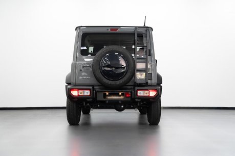Suzuki Jimny Sierra SUV 1.5 AUTOMATIC petrol 36