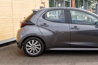 Toyota Yaris ICON FHEV 7