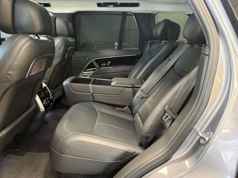 Land Rover Range Rover 3.0 Range Rover Autobiography D MHEV Auto 4WD 5dr 14
