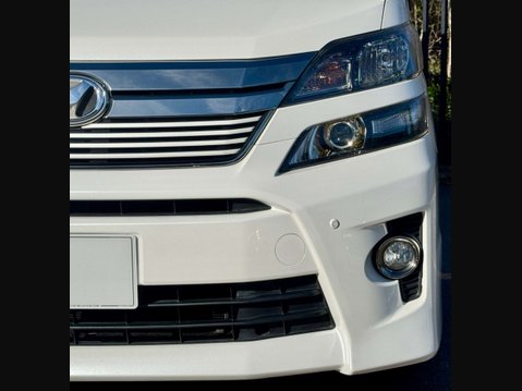 Toyota Vellfire GOLDEN EYES II V6 34