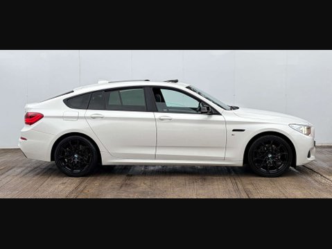 BMW 5 Series 2.0 520d M Sport Auto 5dr 8