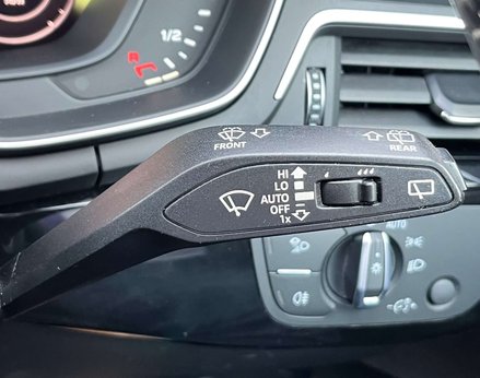 Audi A4 2.0 A4 Black Edition 40 TDI Semi-Auto 5dr 58