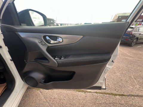 Nissan Qashqai 1.5 Qashqai N-Connecta dCi 5dr *NATIONAL DELIVERY* 51