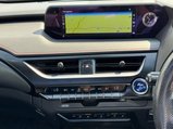 Lexus Ux 2.0 250h F Sport (Premium Plus) E-CVT E-FOUR Euro 6 (s/s) 5dr (Sunroof) 16