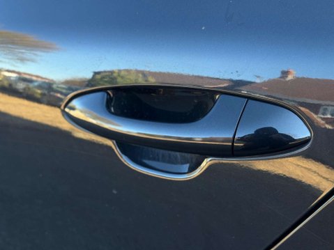 Kia Ceed 1.6 T-GDi GT Tech Euro 5 5dr 27