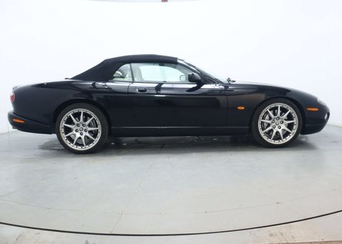 Jaguar XKR 4.2 Convertible 2dr Petrol Automatic (304 g/km, 400 bhp) 14