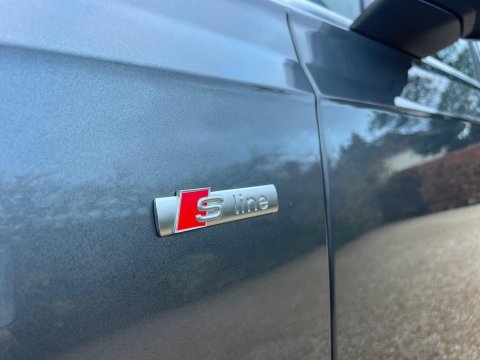 Audi Q7 3.0 TFSIe V6 55 S line SUV 5dr Petrol Plug-in Hybrid Tiptronic quattro Euro 29