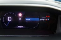 Peugeot 2008 PURETECH EAT8 S/S GT 32